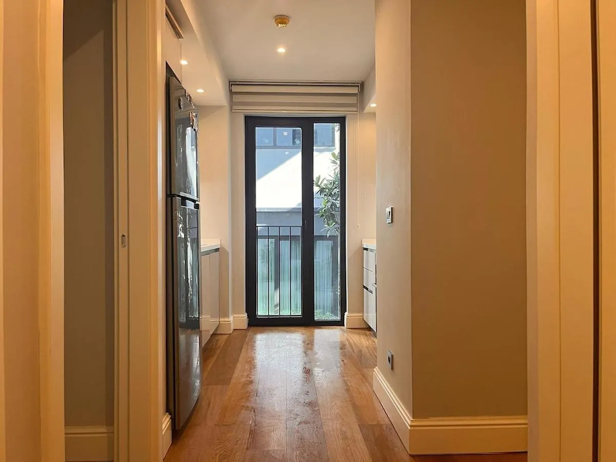Modern Accommodation Near Taksim 이스탄불 아파트
